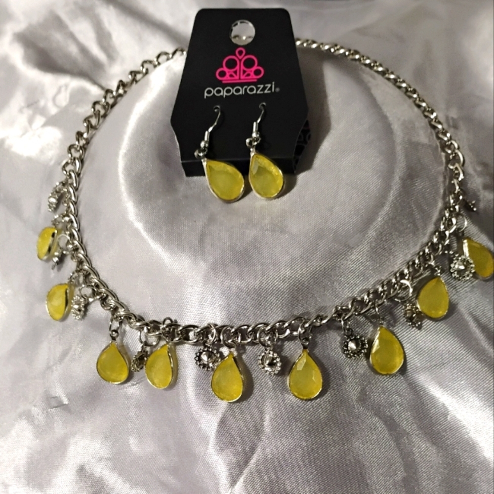 Paparazzi jewelry